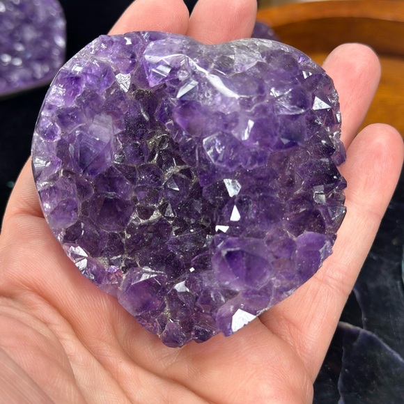 💜 AAA Quality Deep Purple Amethyst Quartz Heart – Brazil 💜 - Picture 3 of 9